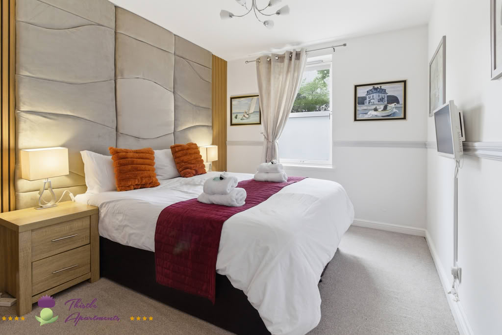 Marischal Square Superior Apartment 8